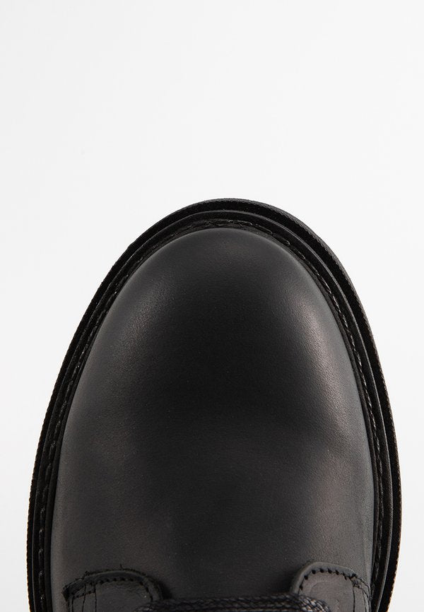 Bianco lace up BIAGOYA