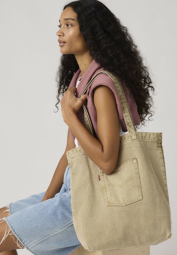 Levi's® LEVI'S TOTE SUNSHINE AFTERNOON. - Tote bag - sunshine afternoon  tans
