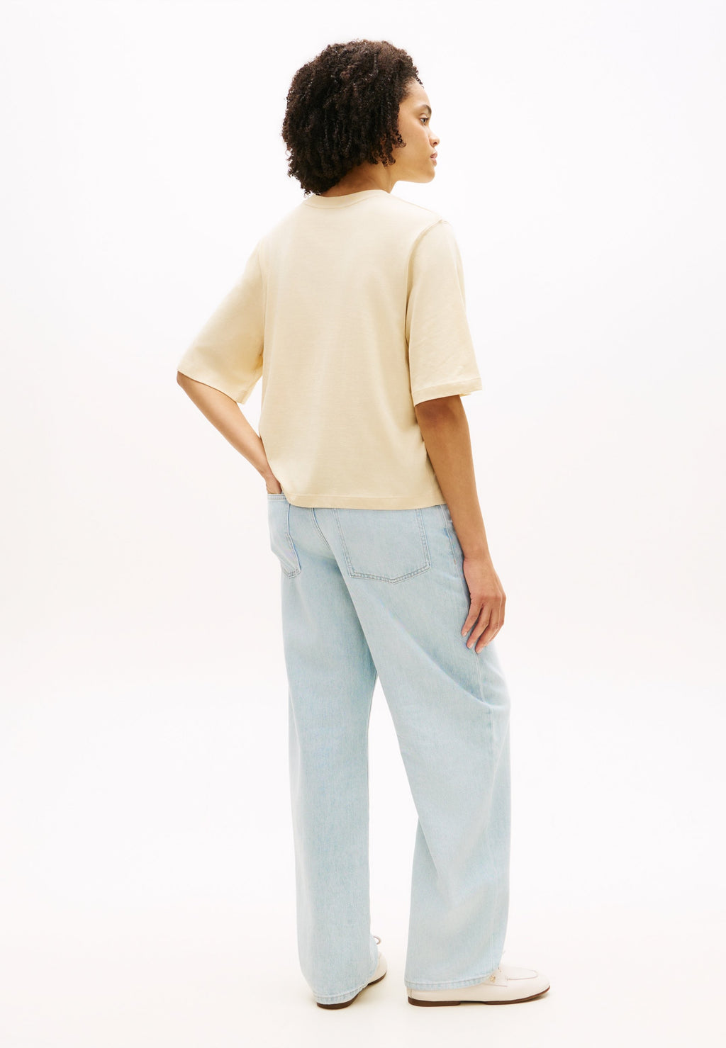 LOGO JERSEY RELAXED CREW NECK T-SHIRT Media 4