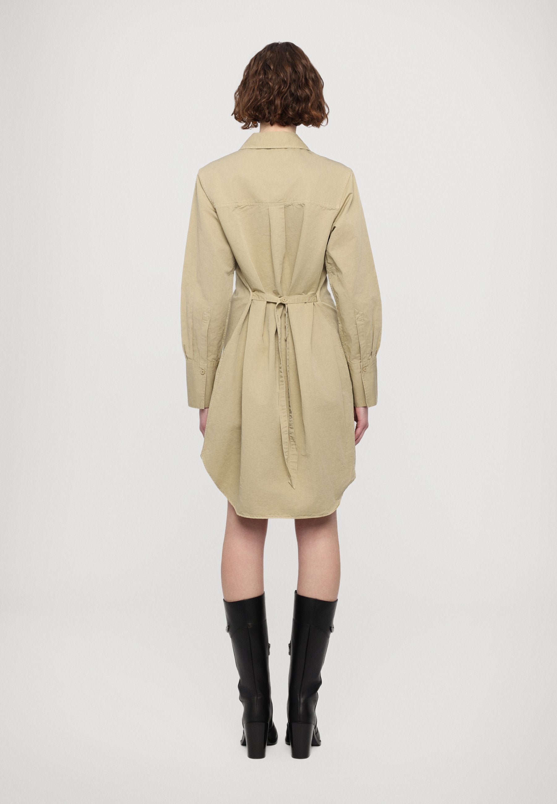 CLOSED BELTED DRESS