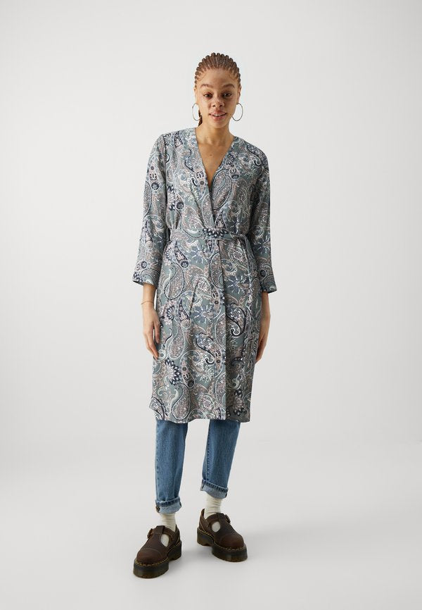Vero Moda VMEASY BELOW KNEE KIMONO