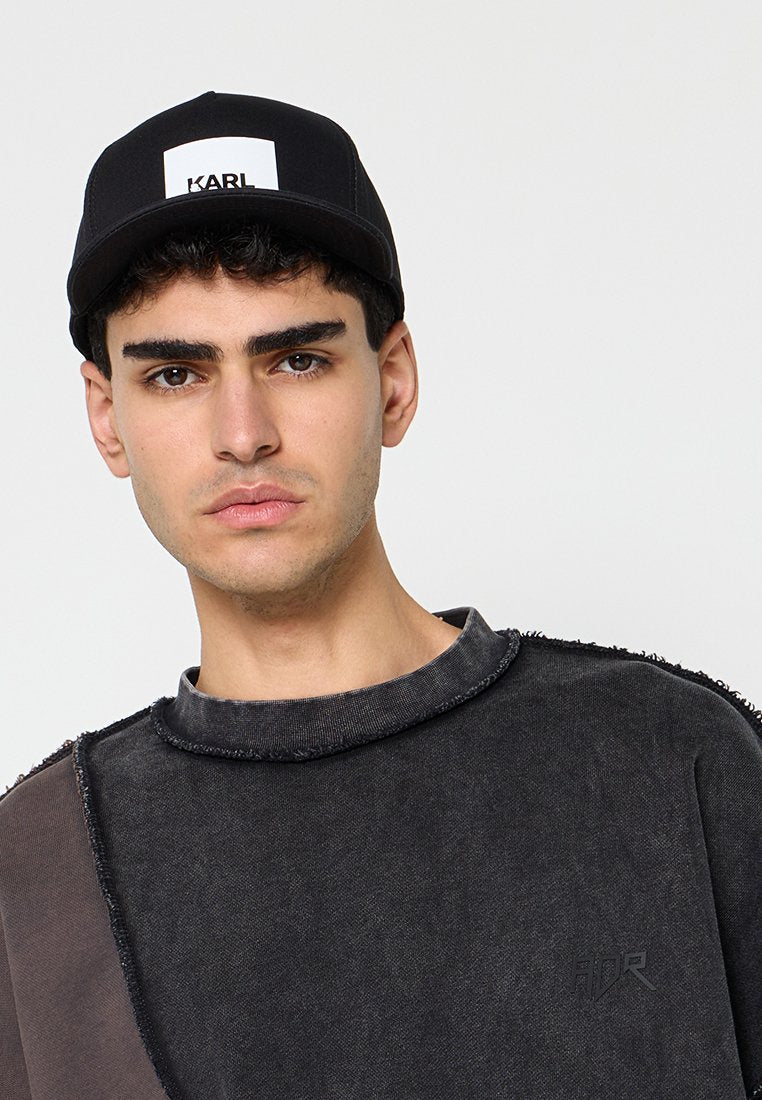 KARL LAGERFELD Cap Media 2
