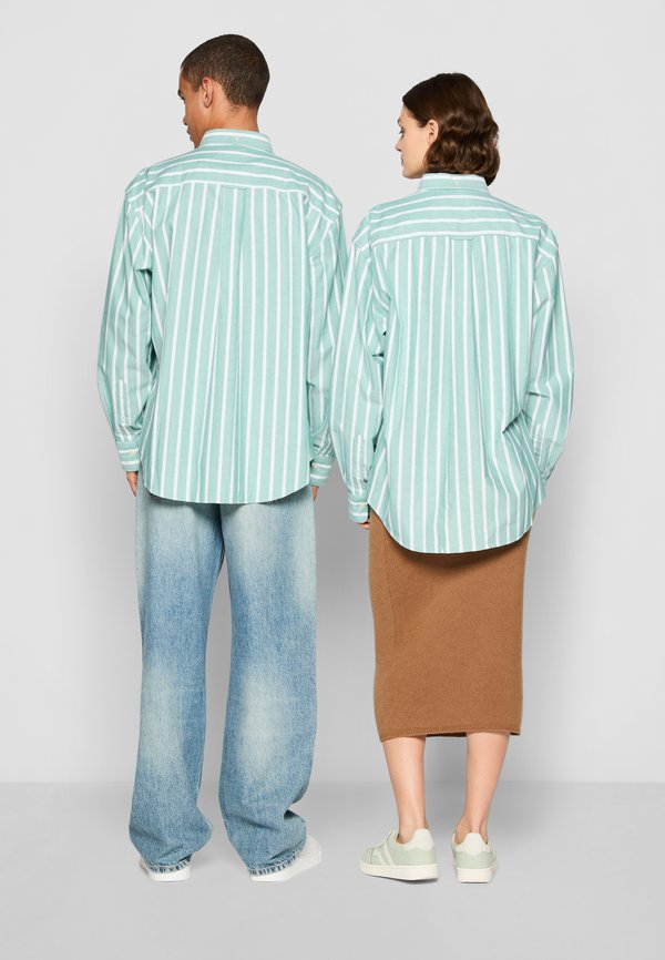 GANT EXCLUSIVE HERITAGE 2.0 REL OXFORD STRIPE SHIRT