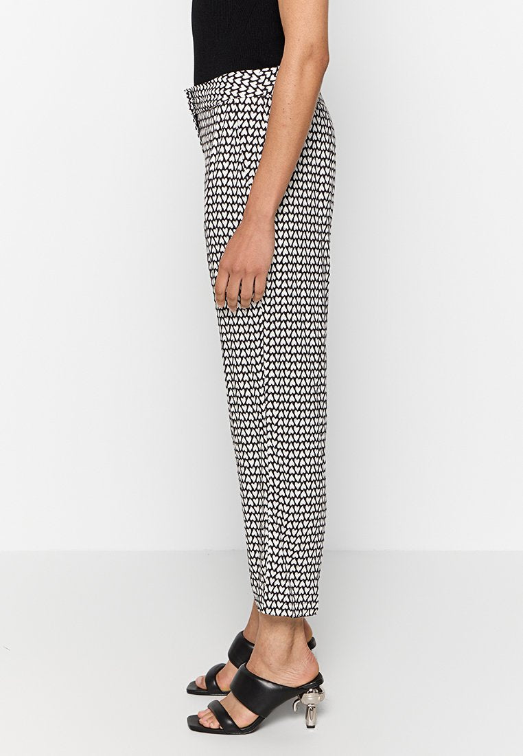 Closet STRAIGHT LEG