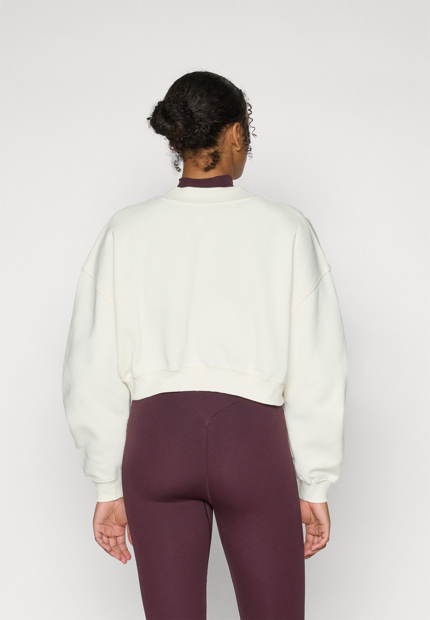 Fabletics WEEKEND CROPPED