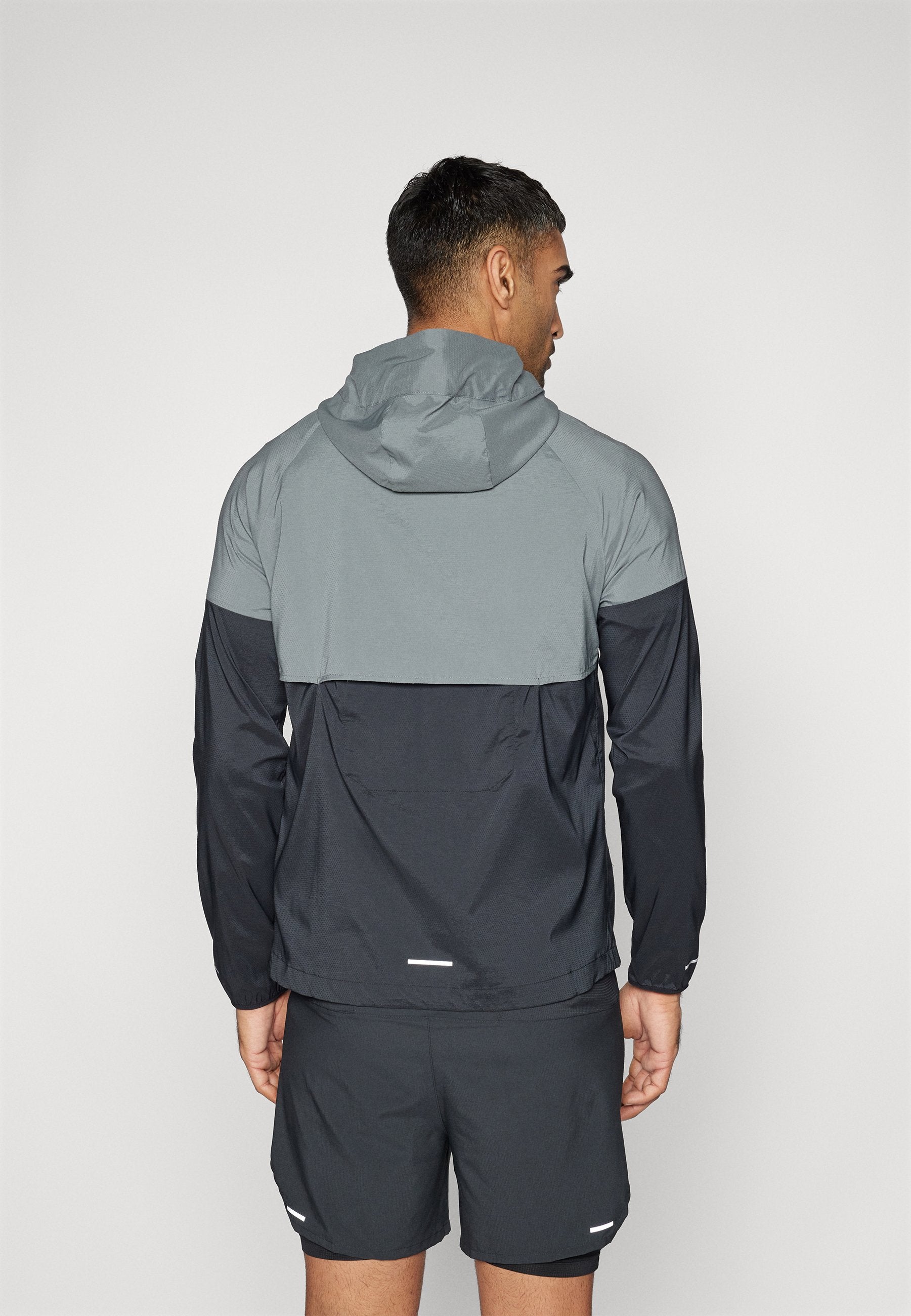 Nike Performance