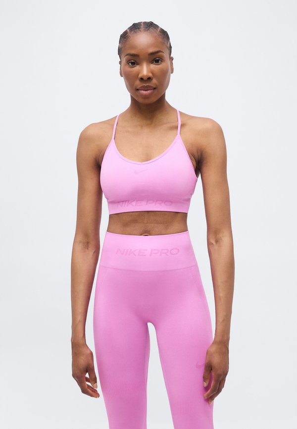 Nike Performance BRA - Light support sports bra - light magenta