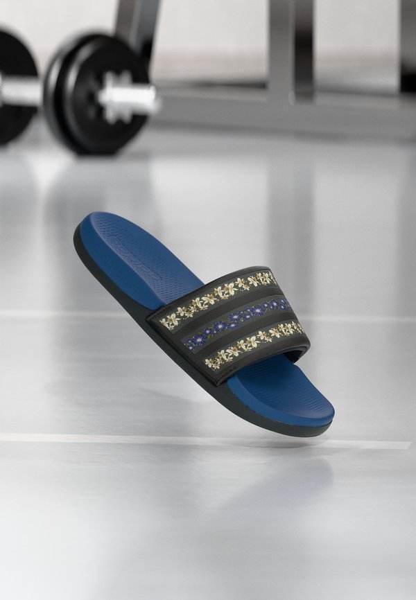 adidas Sportswear ADILETTE COMFORT 2.0 SLIDES - Pool slides - core black/eqt blue/grey six
