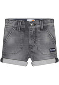 Graue Jeansshorts mit einem leicht verwaschenen Finish, umgeschlagenen Säumen, zwei Vordertaschen und einem kleinen Timberland-Logo-Patch.
