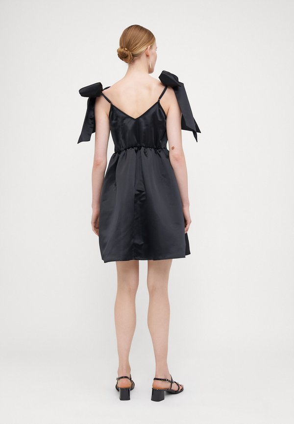 Vero Moda Tall VMRILEY SINGLET BOW SHORT DRESS