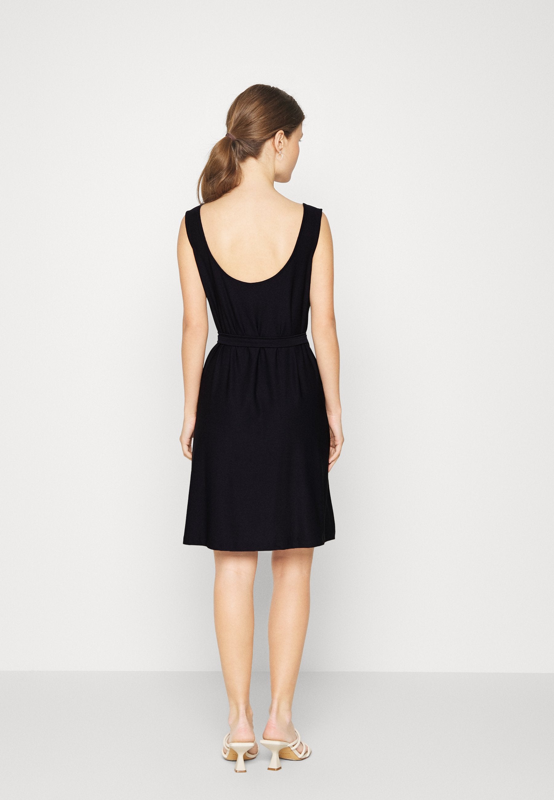 ONLNIDA DRESS Media 4