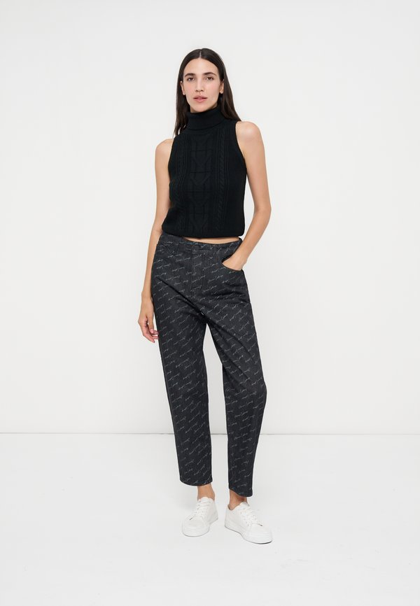 Armani Exchange