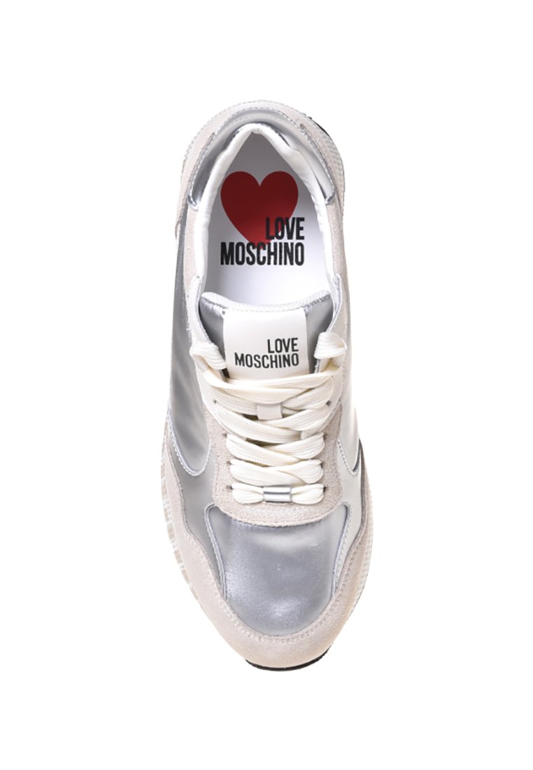 Love Moschino