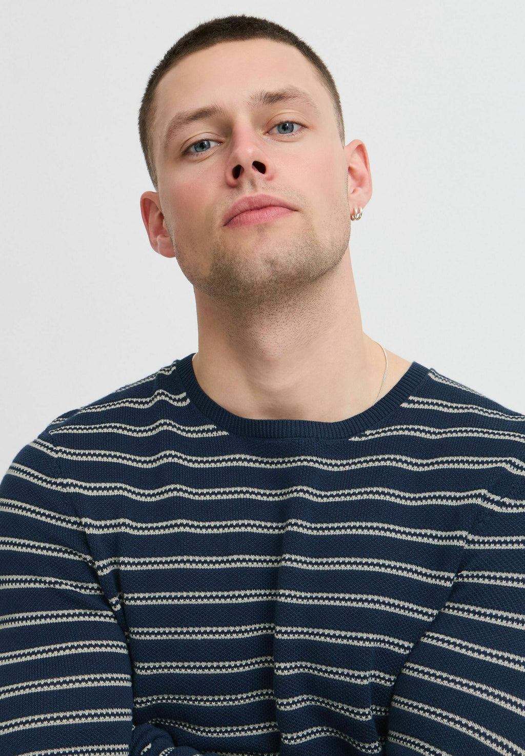 BHAJLAN FINE KNIT STRIPED Media 5