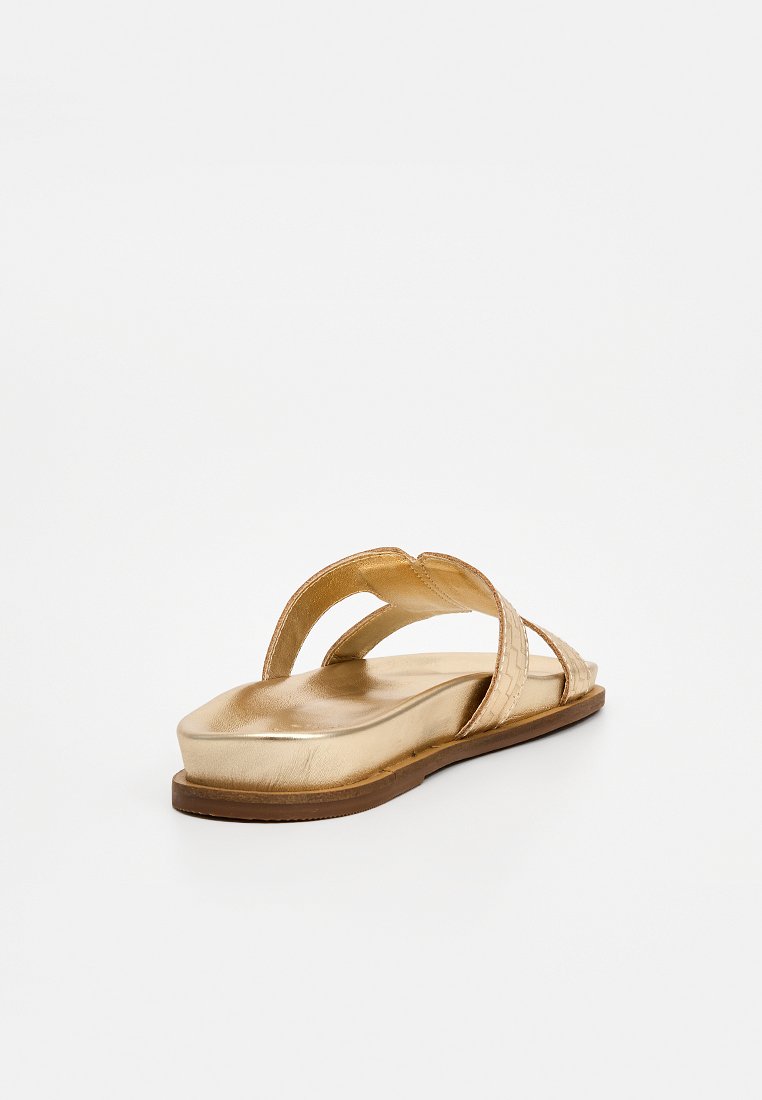 Dune London LAROW