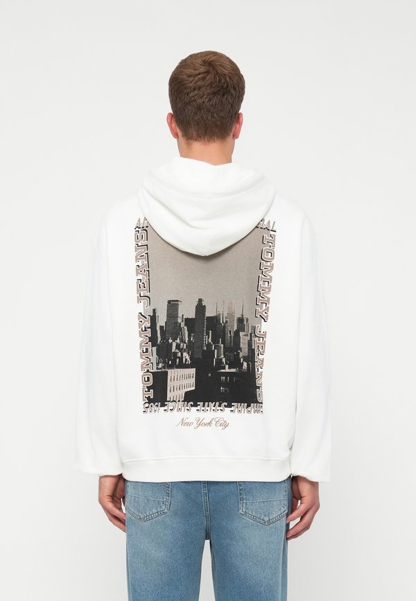 Tommy Jeans PHOTO CITY HOOD
