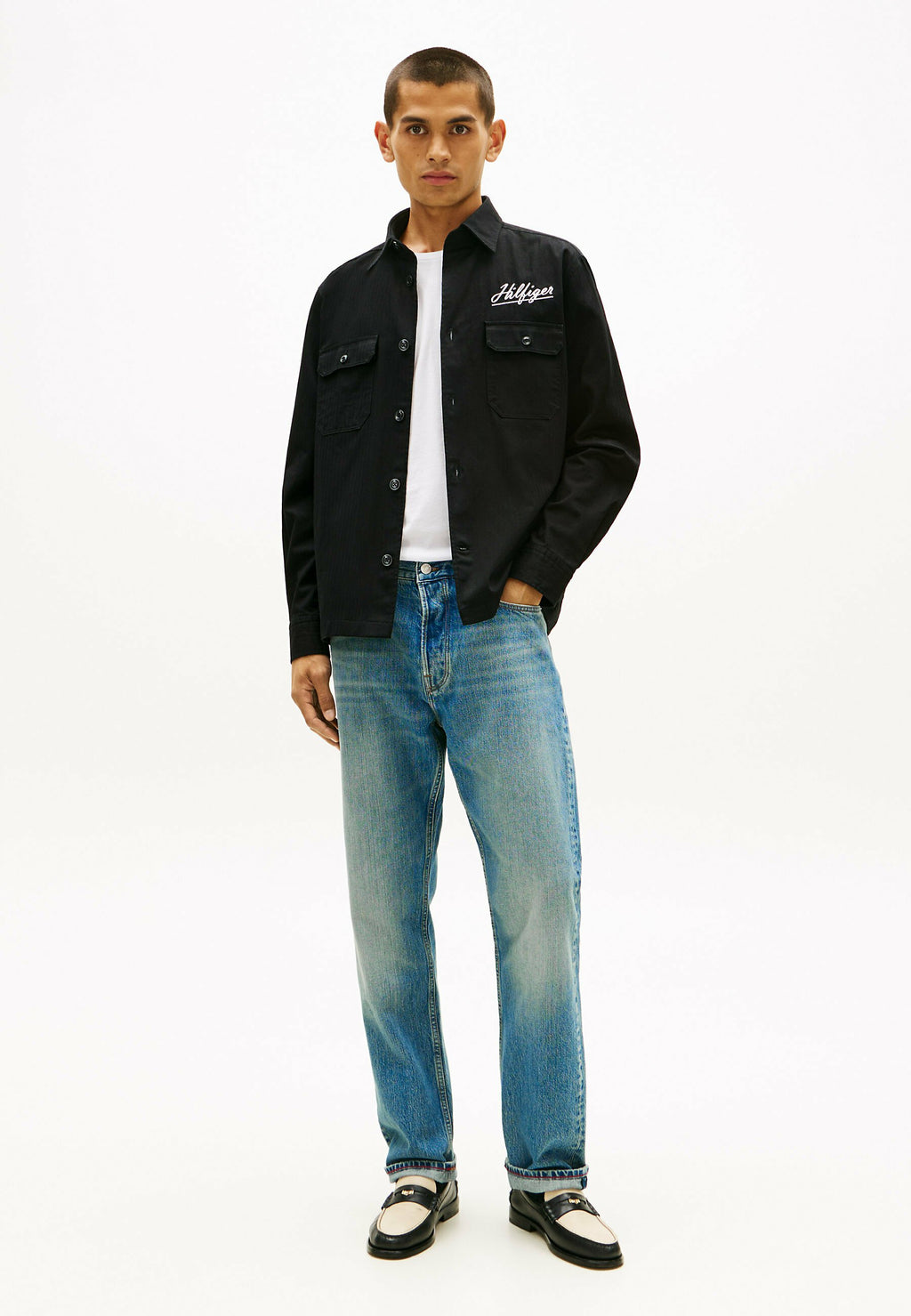 BACK LOGO HERRINGBONE RELAXED FIT  Media 2
