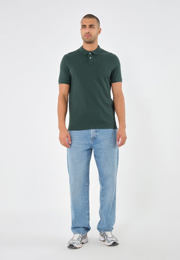 Pier One by Zalando