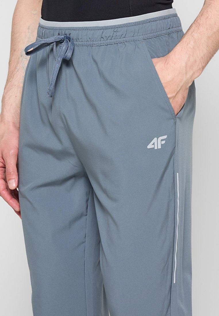 4F