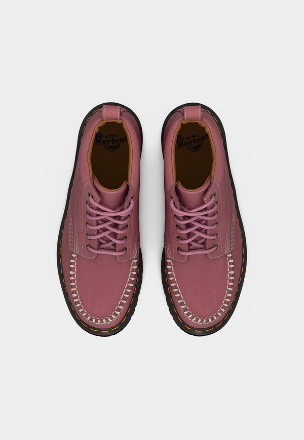 Dr. Martens LOWELL CHUKKA 6 EYE BOOT UNISEX