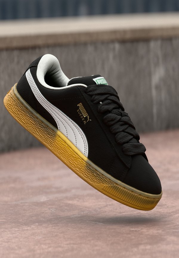 Puma SUEDE XL UNISEX - Trainers - black/white