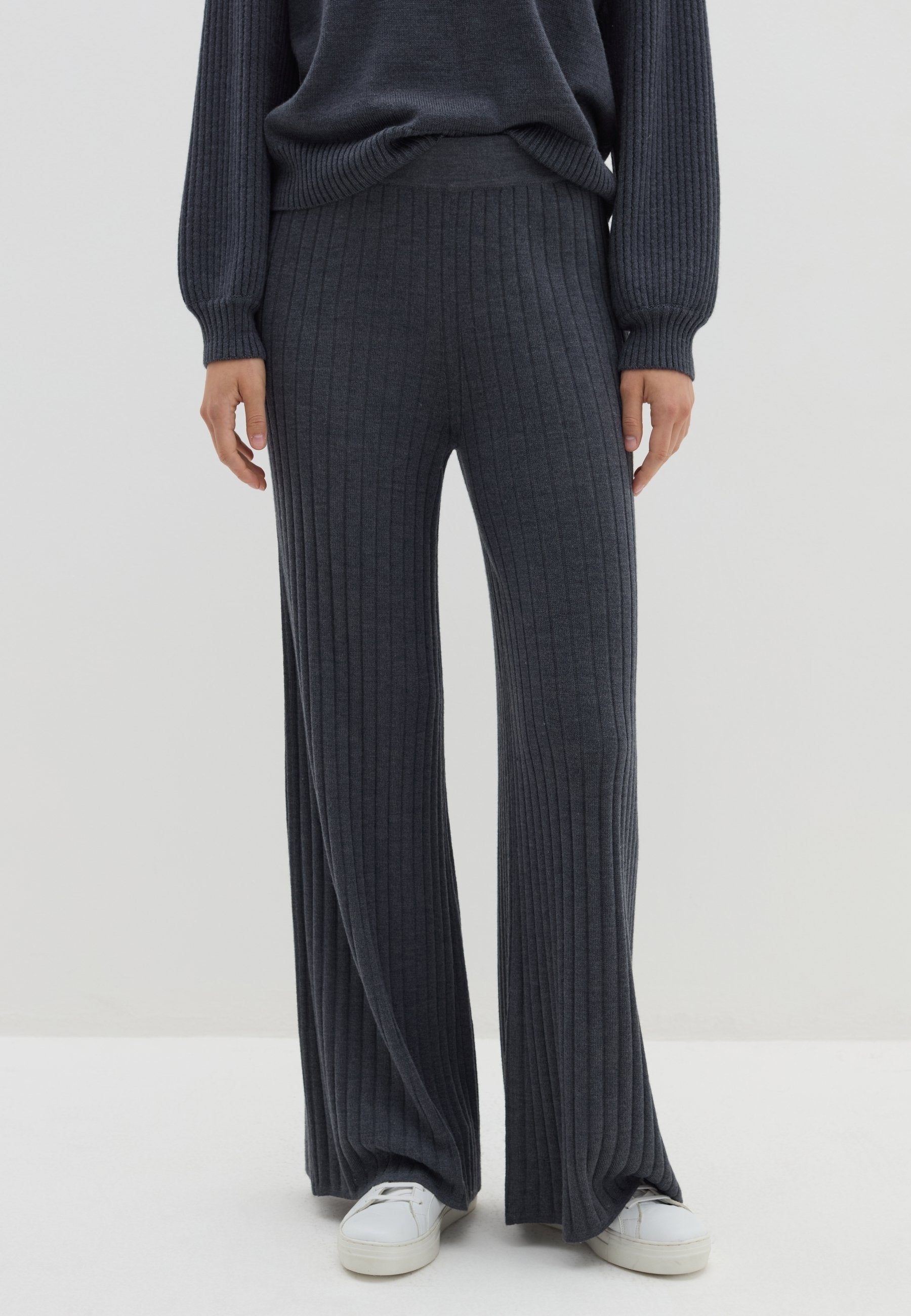Stefanel FLARE-FIT