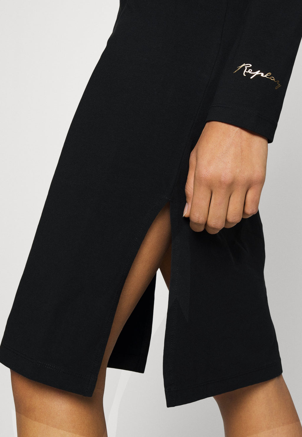Replay DRESS
