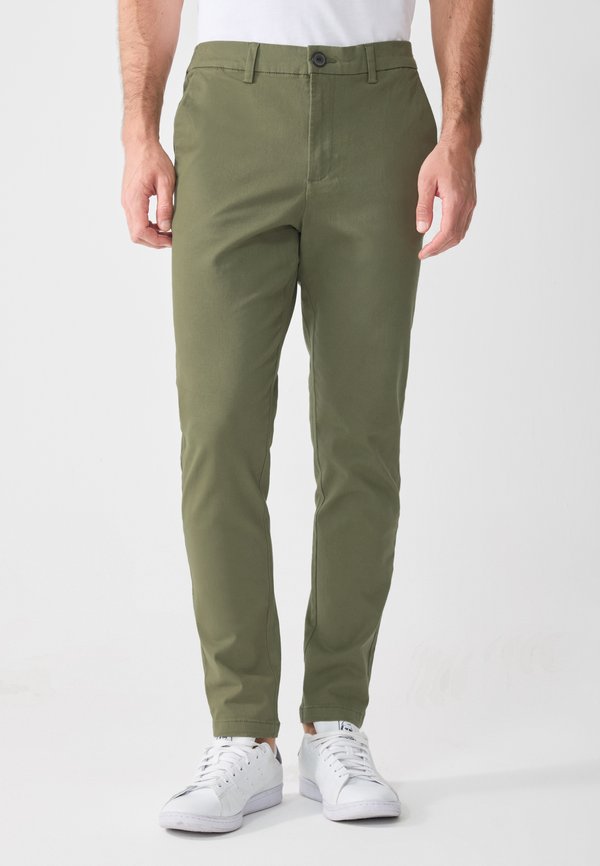 Pier One by Zalando