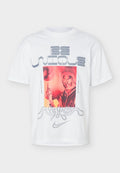 Nike Performance TEE M90 SIG LOOSE - Print T-shirt - white