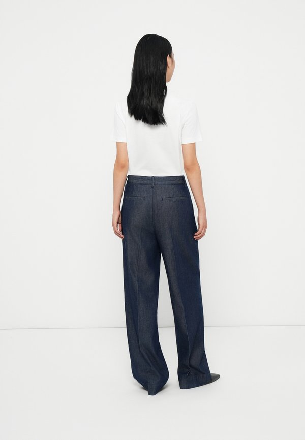 Calvin Klein ULTRA HIGH