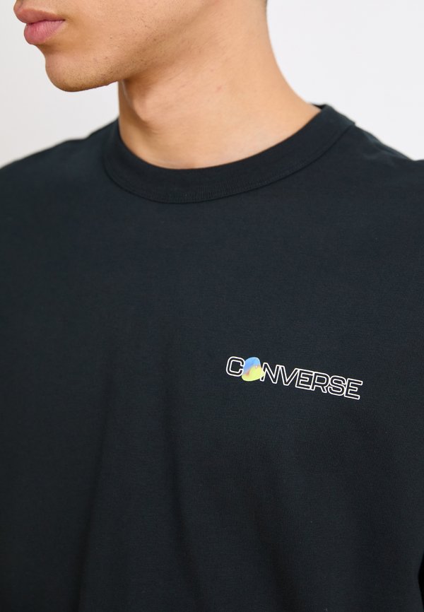 Converse ALTERNATE TRANSMISSIONS LOOSE FIT