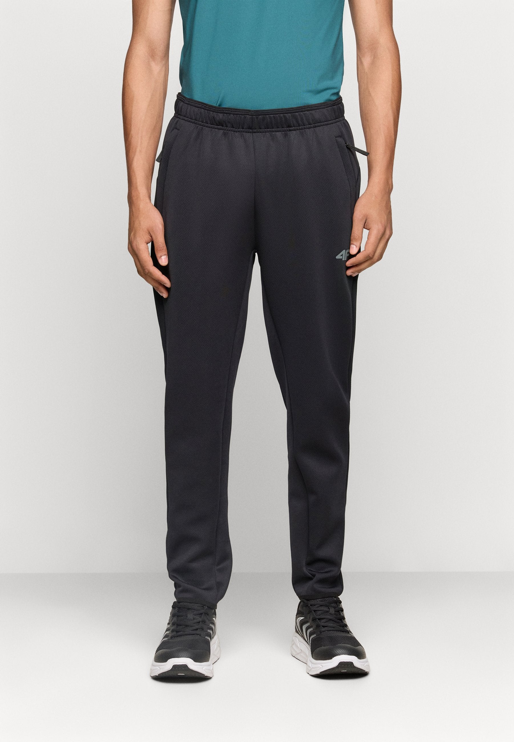 4F TROUSERS FNK