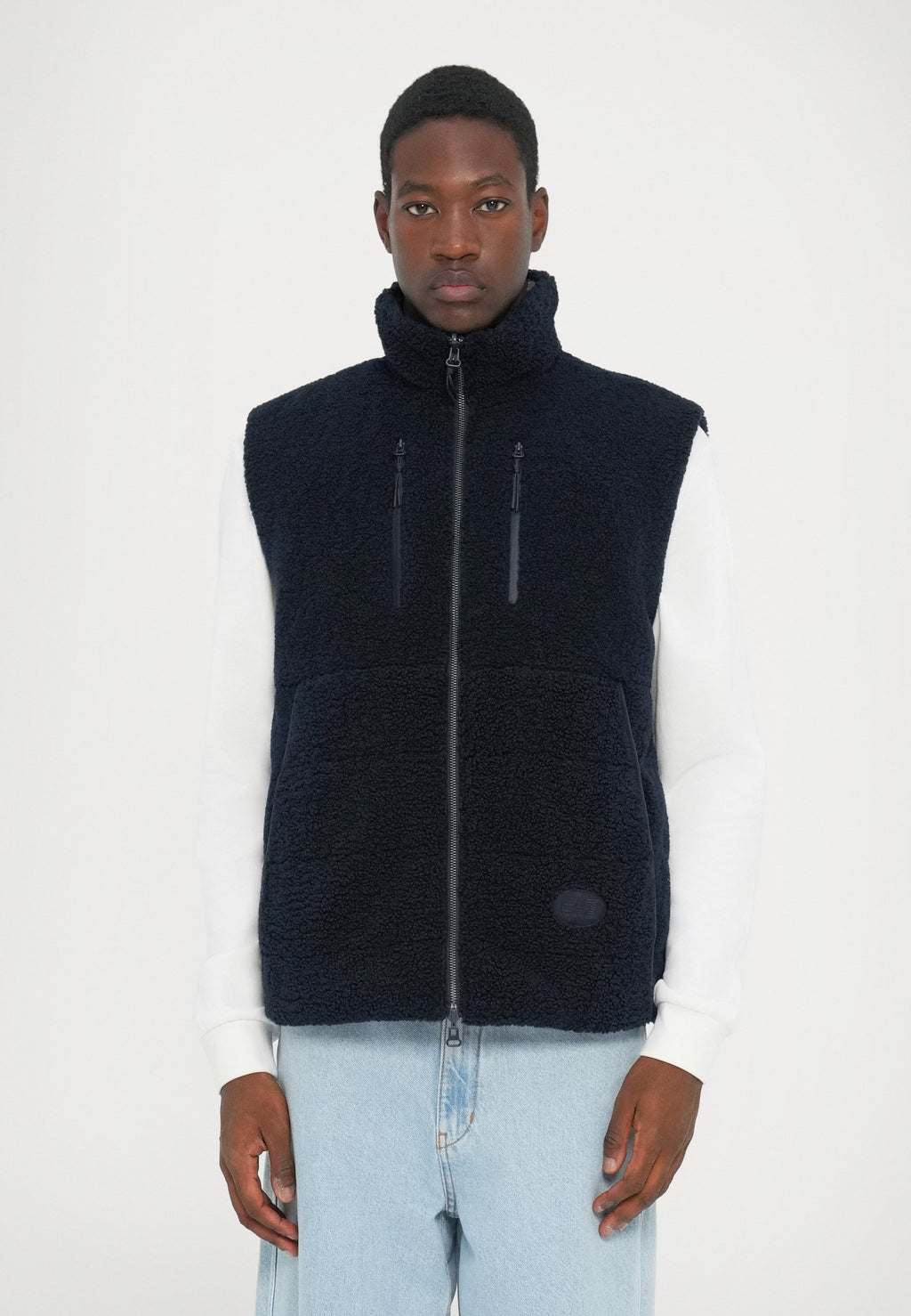VEST REVERSIBLE Media 3