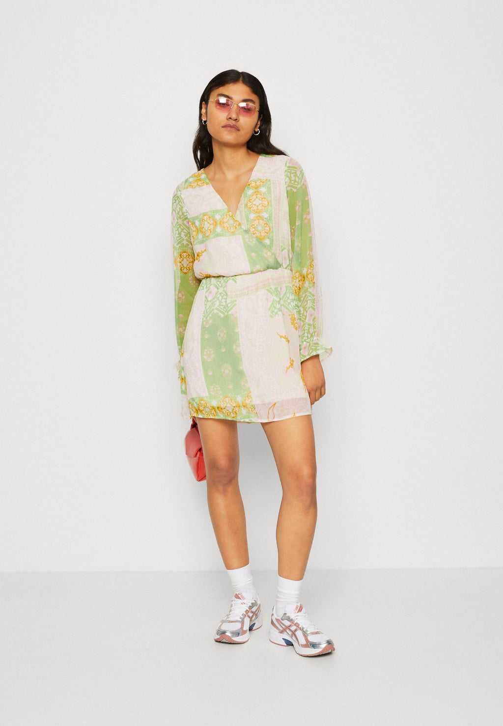 ONLSTELLA PATCH MINI DRESS Media 2
