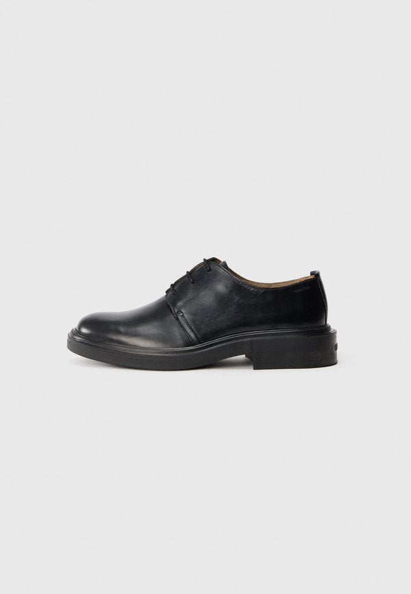 Calvin Klein CUPPED POSTMAN