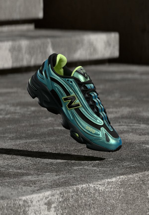 New Balance U1000 UNISEX - Trainers - faded black/afterglow
