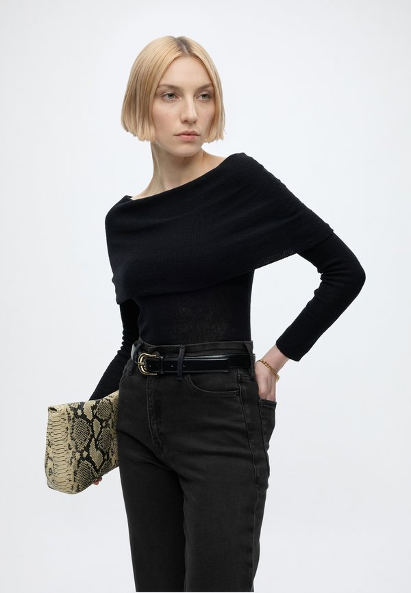 Good American SOFT TECH GOOD TRUE STRAIGHT JEANS