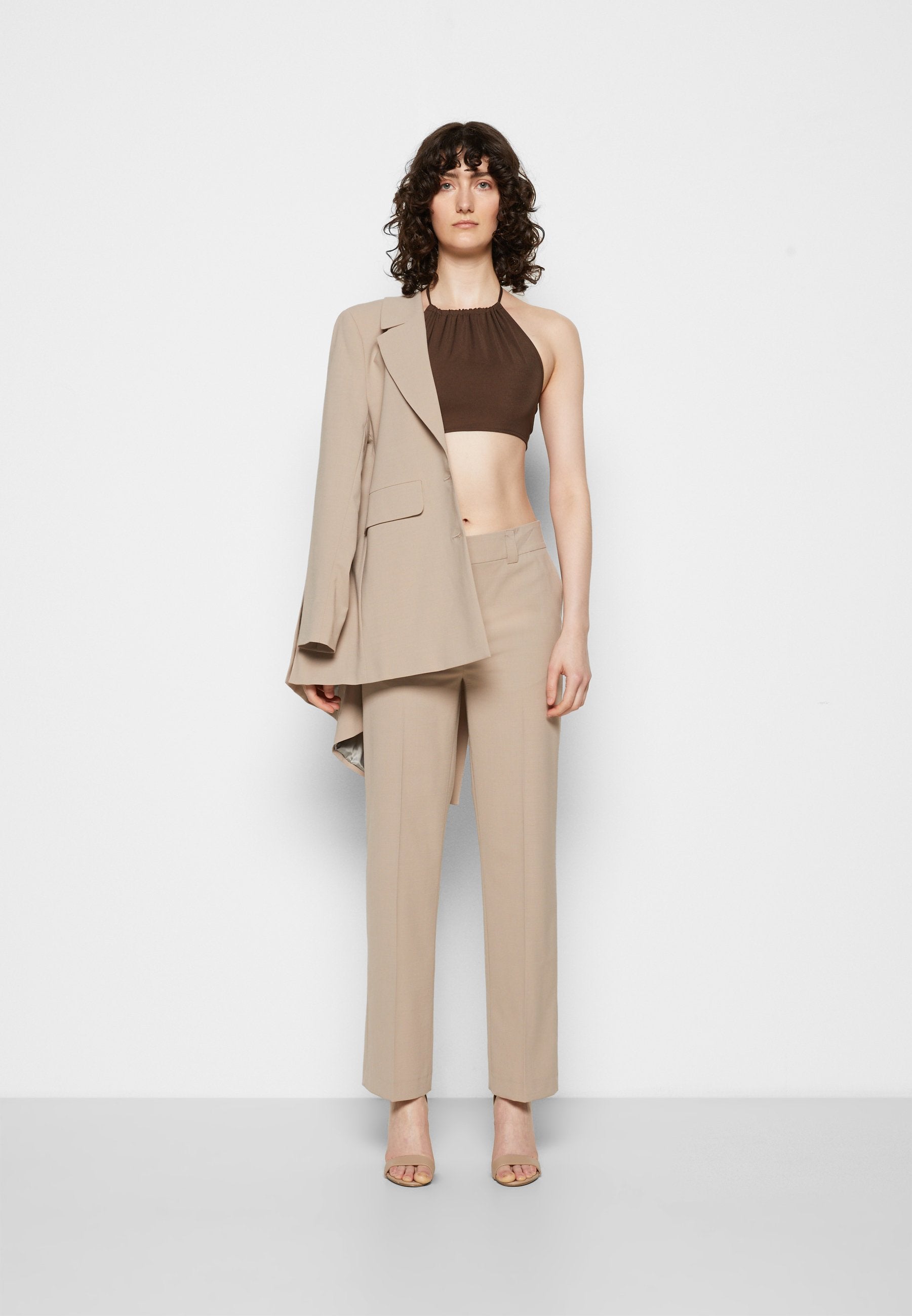 NA-KD TIE HALTERNECK