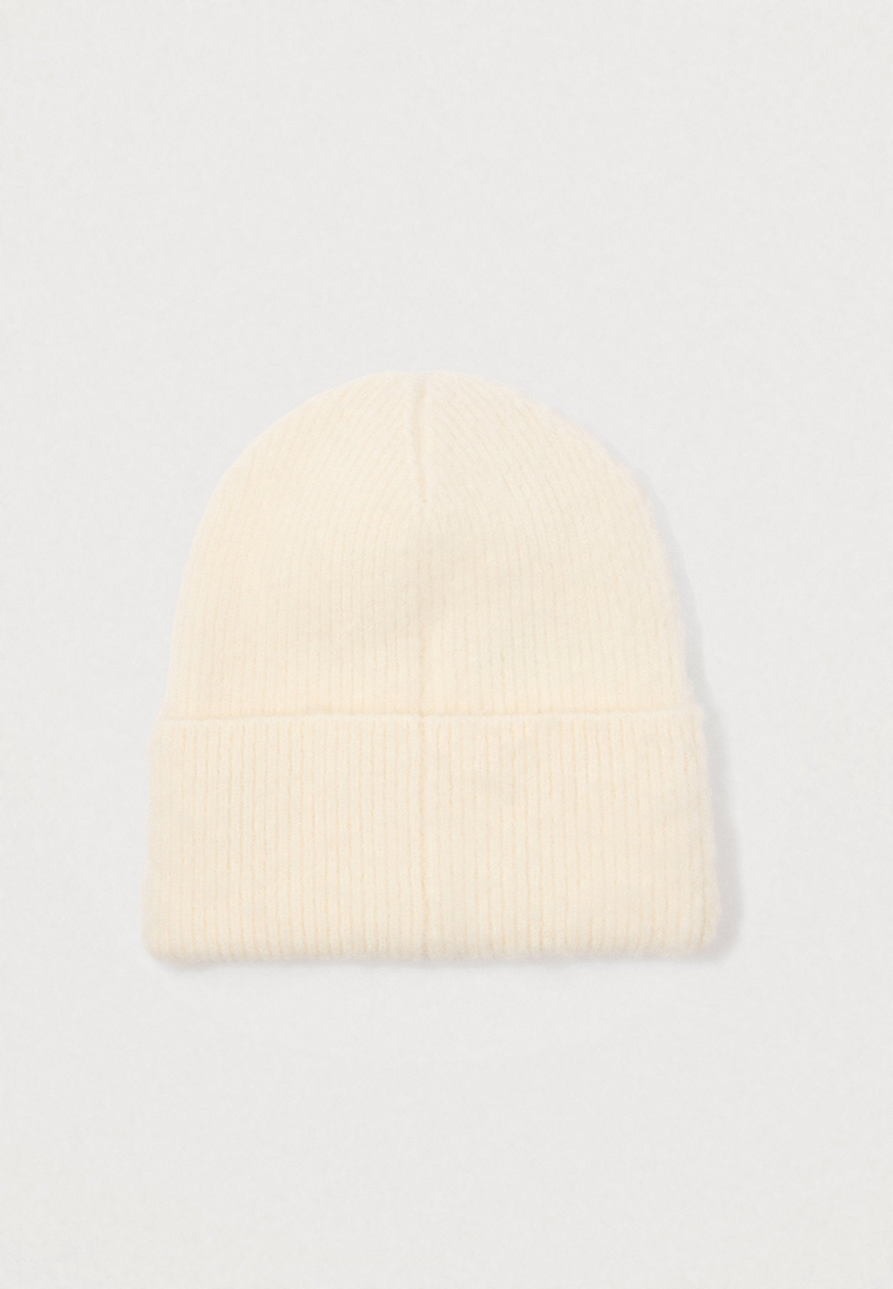 Abercrombie & Fitch FUZZY BEANIE