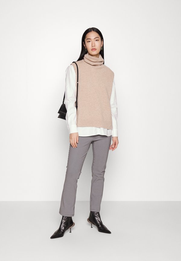 Theory SLIM KICK
