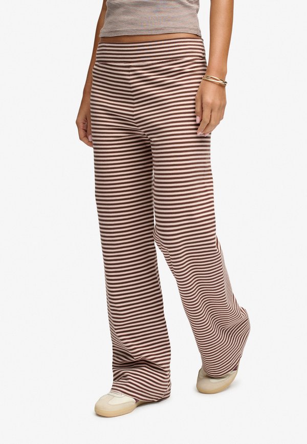 Superdry & Co SUPERDRY ATHLETIC ESSENTIALS STRIPE JERSEY TROUSERS.. - Trousers - chestnut brown pink stripe