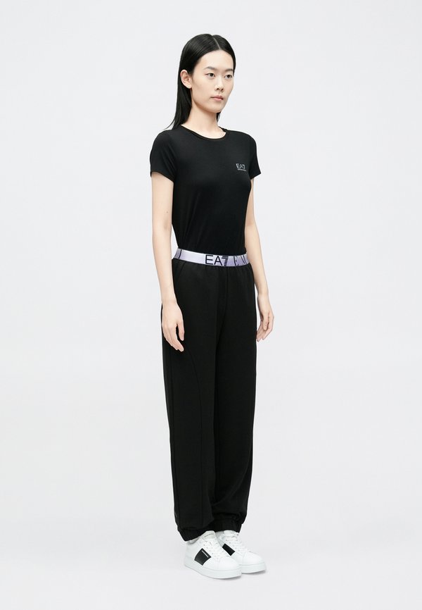 EA7 Emporio Armani TROUSER