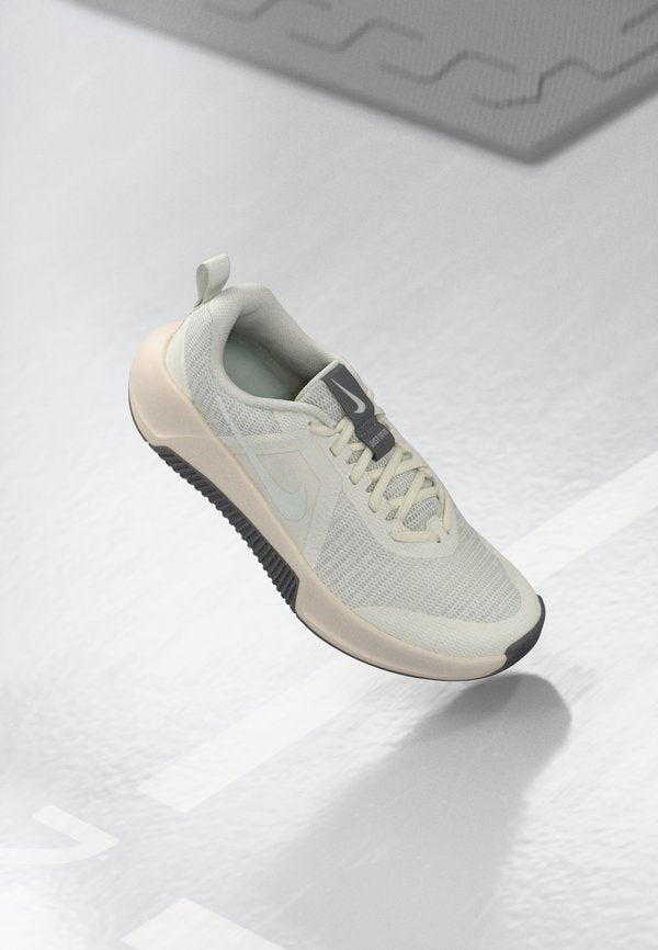 Nike Performance MC 3 - Training shoe - sail/white/chalk/pencil point
