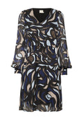 Schwarzes Kleid mit einem fließenden, abstrakten Muster in Blau, Beige und Creme. Es hat lange Ärmel, einen V-Ausschnitt und eine geraffte Taille für die Form.