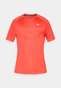 Nike Performance STRIDE - Sports T-shirt - crimson/reflective silver-coloured