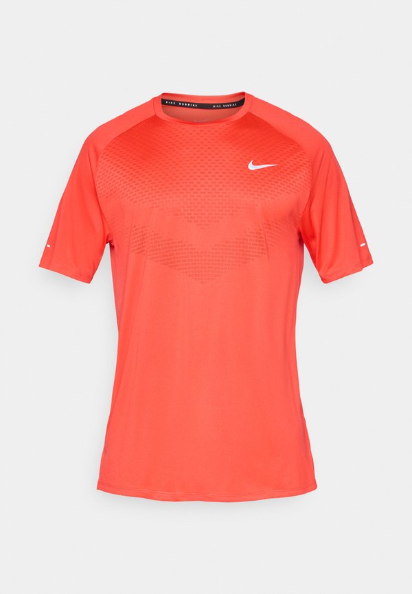Nike Performance STRIDE - Sports T-shirt - crimson/reflective silver-coloured