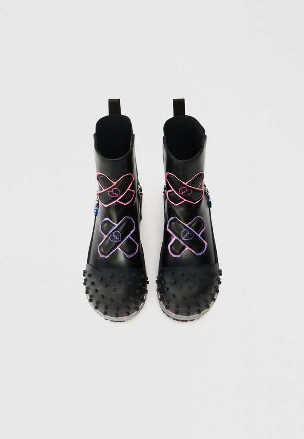 Koi Footwear CYBERPUNK