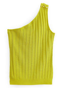 Gelbes ärmelloses Stricktop mit einem Schulterträger, vertikalem Strukturmuster und drei Knöpfen am Träger.