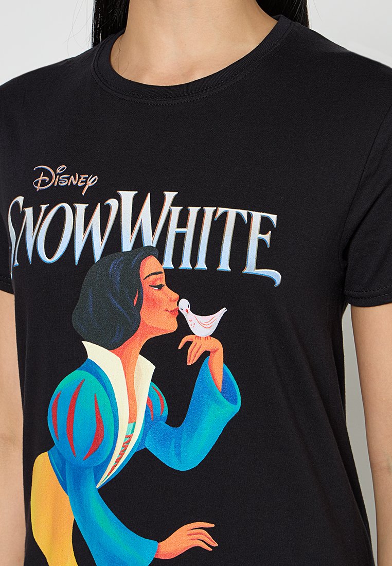 Disney SNOW WHITE DOVE KISSES
