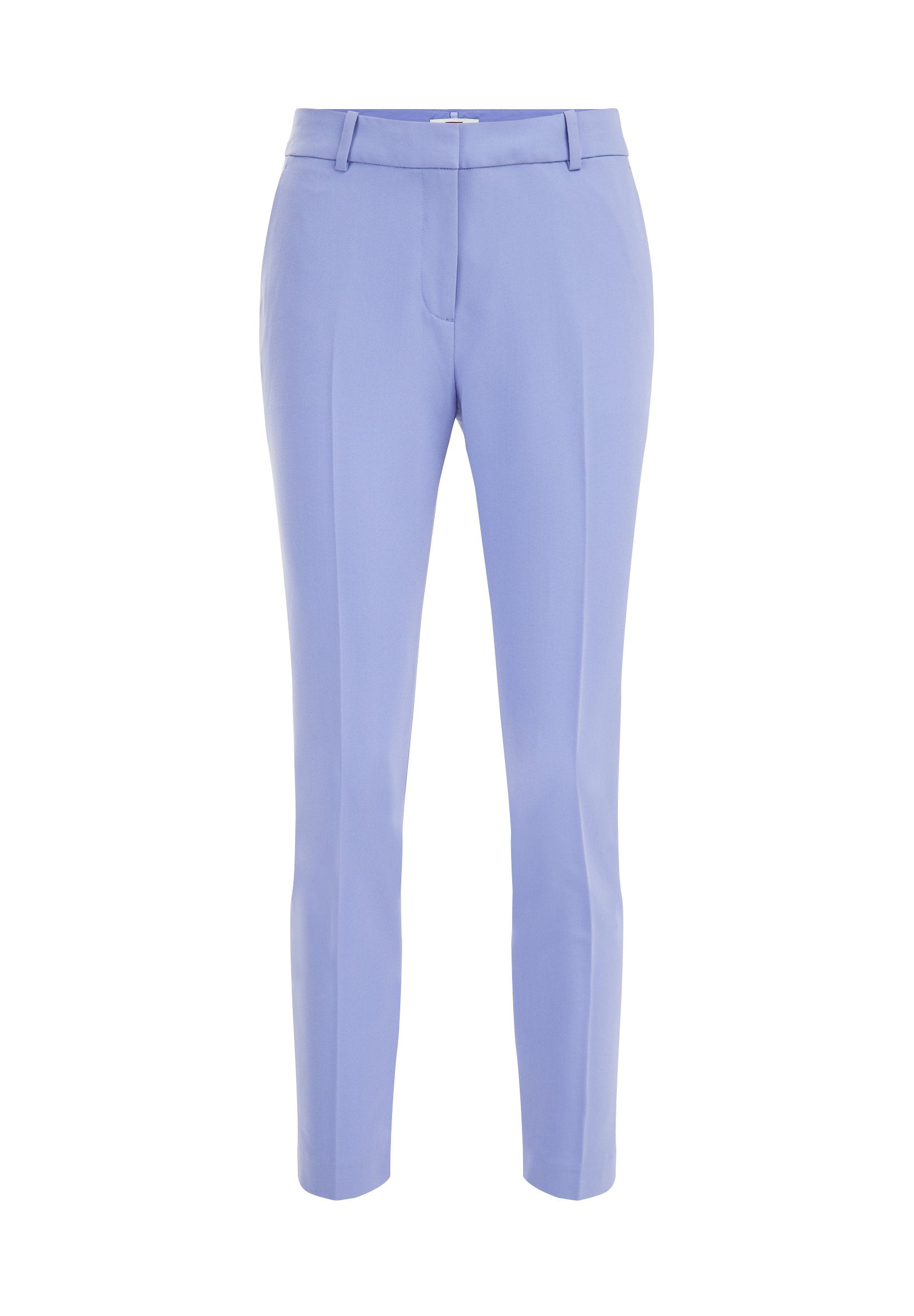 Helle lavendelfarbene, maßgeschneiderte Hosen im Slim Fit, mit flachem Bund und ohne sichtbare Taschen. Glattes Material mit leichtem Glanz.
